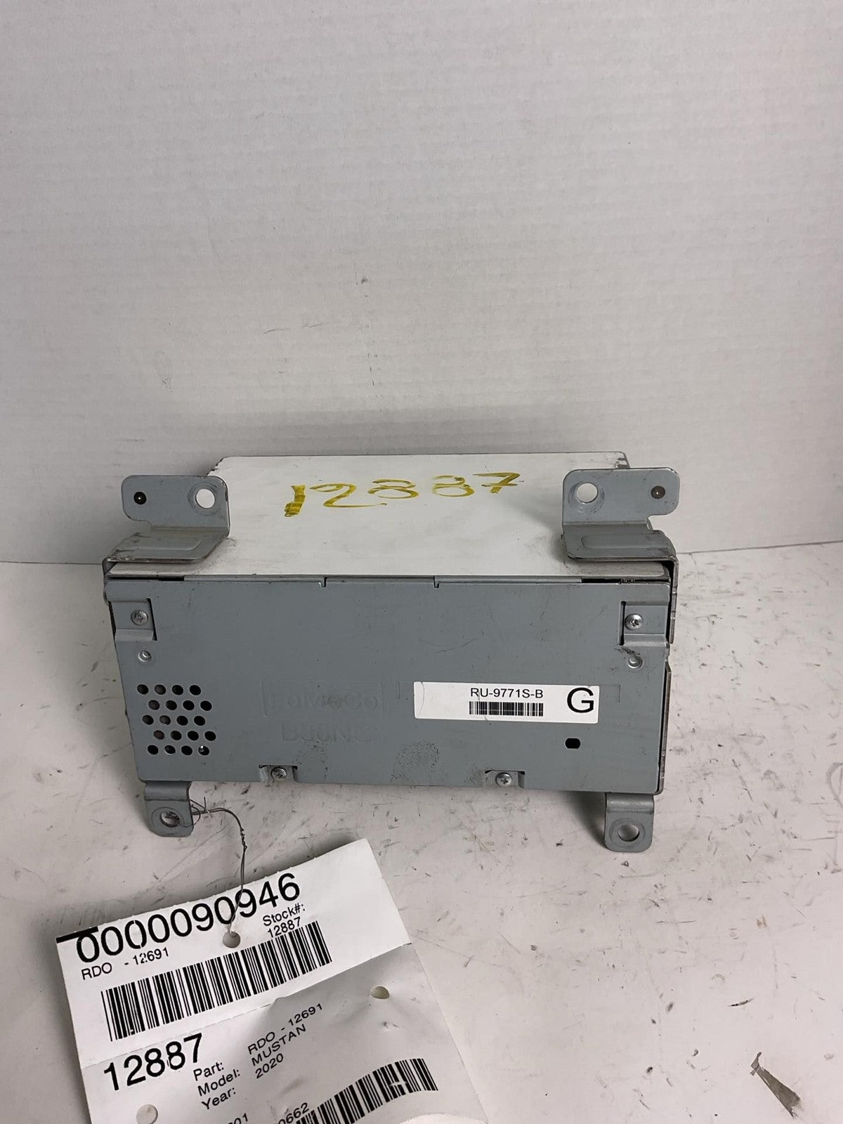 Audio & Visual Equip.(radio) FORD MUSTANG 19 20 21 22 230